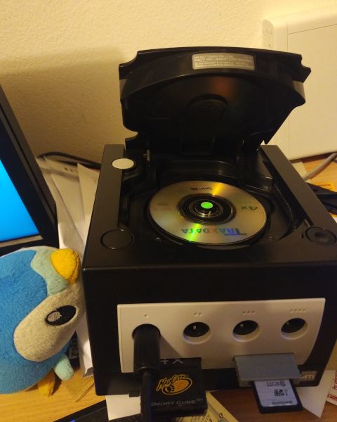 GameCube assemblato e pronto per essere acceso